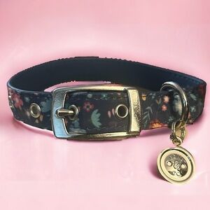 Bond & Co blue floral dog collar